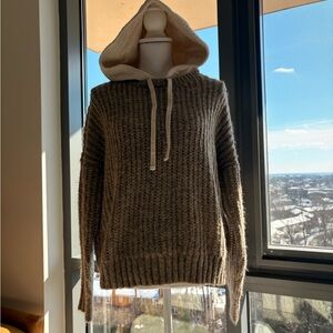 Elegant Knit Hooded Sweater in Cream and Brown